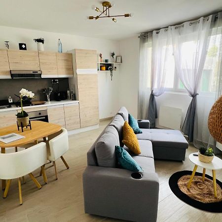 Maisonnette Independante Au Calme Виттель Экстерьер фото