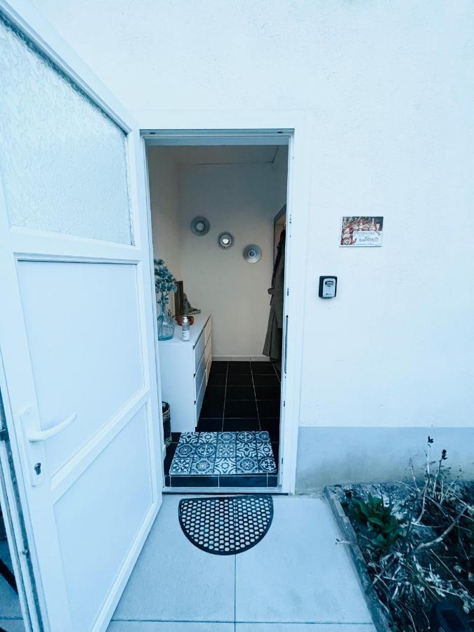 Maisonnette Independante Au Calme Виттель Экстерьер фото
